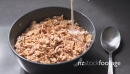 Pouring cereal flakes and milk (2 of 8) 21244