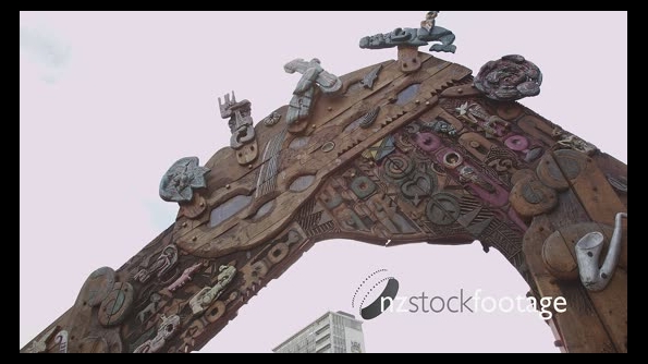 Waharoa Gateway Arch on Aotea Square with City Council 25817