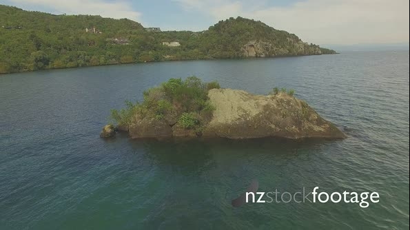Mine Bay Maori Rock Carvings on Lake Taupo  27451