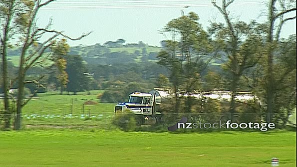 Milk Tanker Truck 1990s New Zealand 3950